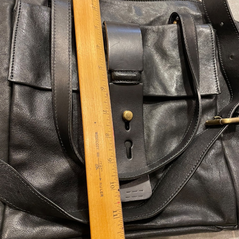 Black leather bag from Sundance - Picture 7 of 8